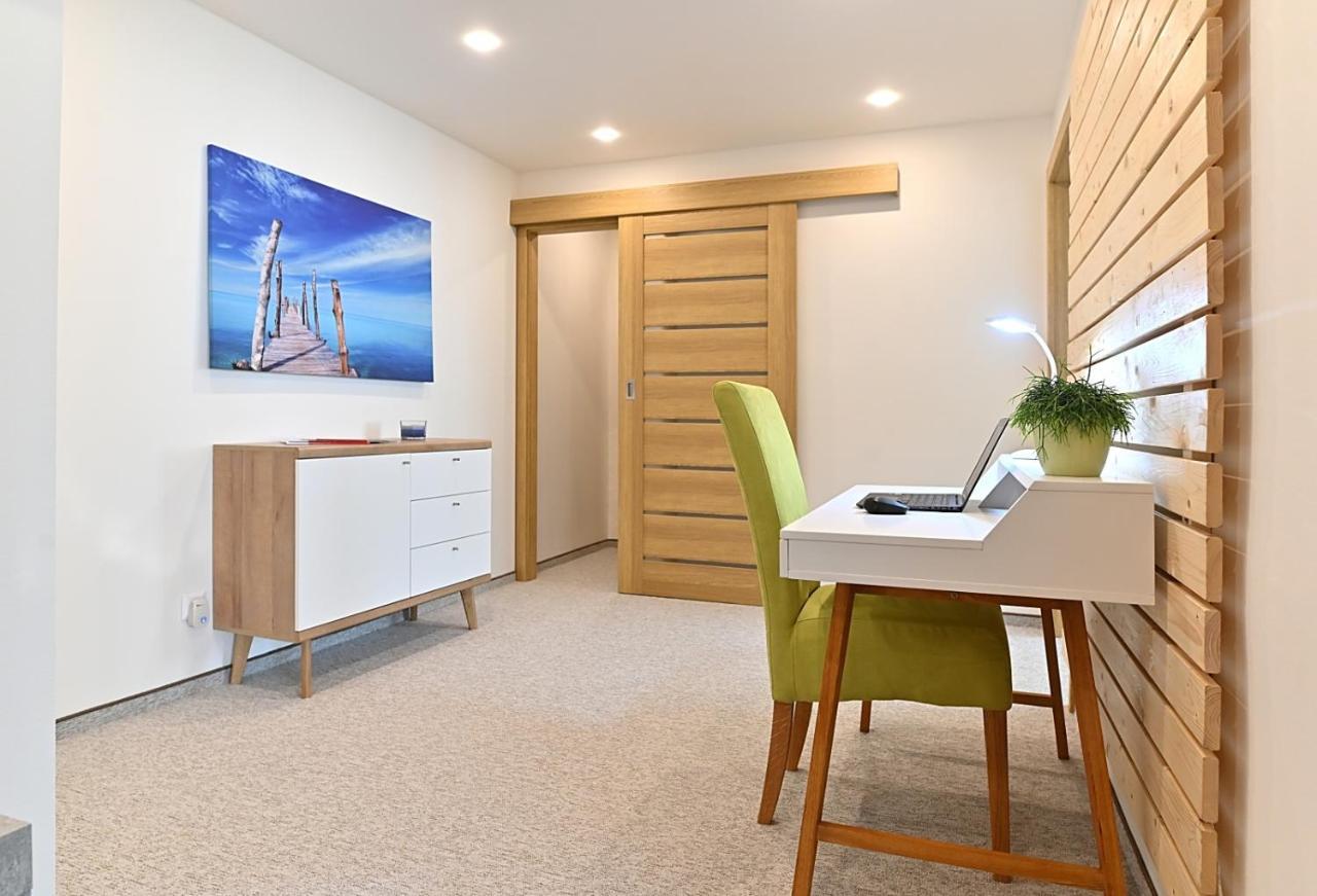 Apartman 5Five Prešov Exterior foto